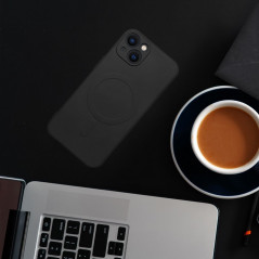 Kryt Silicone Mag Cover na Apple iPhone 7 MagSAFE  Černý