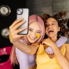 Kryt Spigen Ultra Hybrid na Apple iPhone 15 Plus Křišťálově čistý  Průhledný