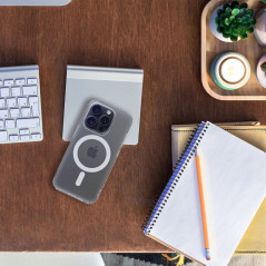 Kryt Frost Mag na Apple iPhone 13 Pro MagSAFE  Průhledný