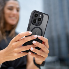 Kryt Matte Mag Cove na Apple iPhone 14 Plus MagSAFE  Černý