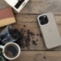Kryt Pearl na Apple iPhone 16 Pro Černý