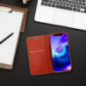 Peněženkové pouzdro LUNA Book Gold na Apple iPhone 16 Elegantní  Červený