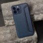 Peněženkové pouzdro Razor Book na Apple iPhone 17 Pro Uhlíkové vlákno, Karbonový vzor  Modrý