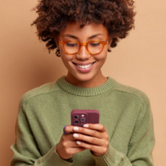 Kryt Roar Luna na Samsung Galaxy S25 Edge Jednobarevný, Stylový, Estetický doplněk  Červený